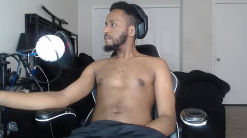 ChrisVacherx online show from May 30, 1:31 pm