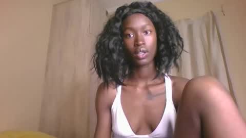 chroe22 online show from April 2, 8:27 pm