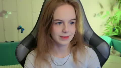 EvaBlonde TayaBrunette EliieBlack hair online show from January 10, 2:33 pm