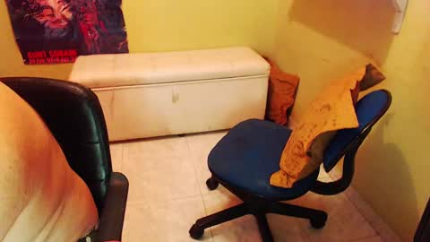 kate   online show from February 18, 12:39 pm