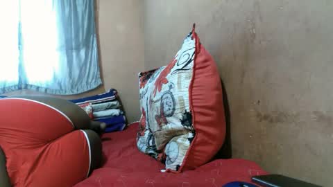 chubbybunnsv online show from February 25, 7:12 am