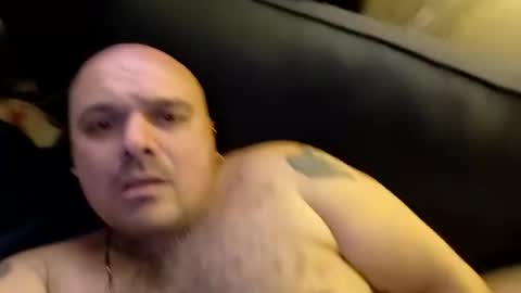 chubbyman40 online show from April 5, 7:44 pm