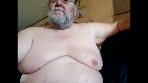 chubyluver11896 online show from October 16, 3:33 pm