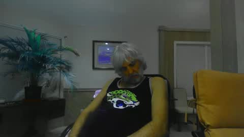 chuck354139 online show from January 12, 7:53 am