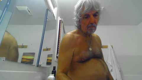 chuck354139 online show from February 20, 1:46 am