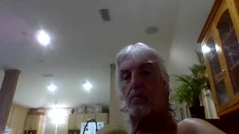 chuck354139 online show from October 20, 1:32 am