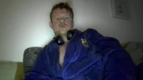 ciasnsyrize1996 online show from February 4, 10:46 pm