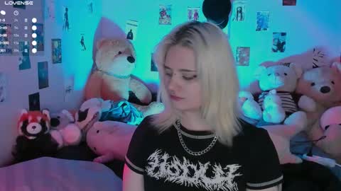 Helen and Teya online show from November 18, 1:03 pm