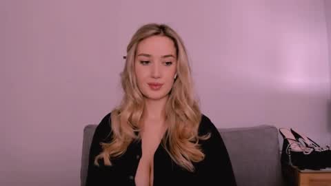 cindyprettywomen online show from July 8, 4:21 pm