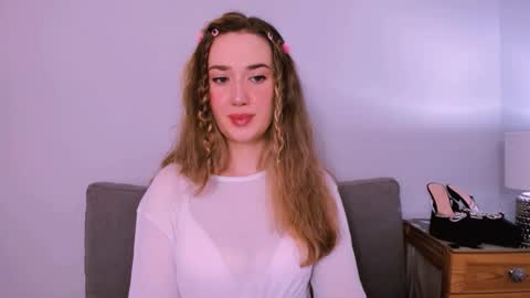 cindyprettywomen online show from May 12, 4:38 pm