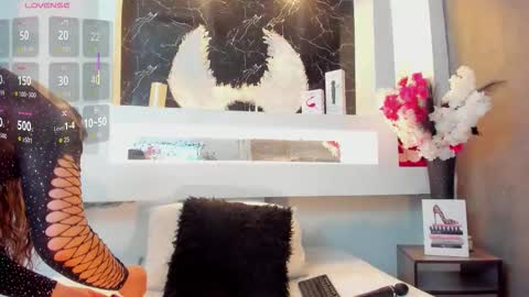 Cinthya  online show from October 16, 1:11 pm