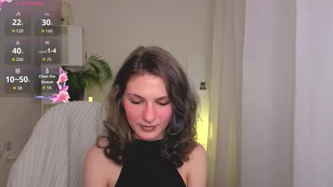 Jennie online show from October 13, 1:24 pm