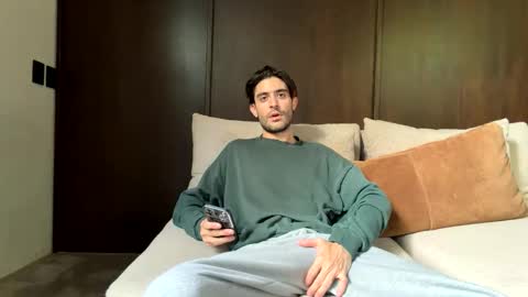 ckeefer96 online show from December 21, 6:14 pm