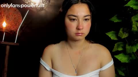 claiok online show from November 1, 8:52 pm