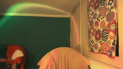 Clancy online show from February 11, 12:17 am