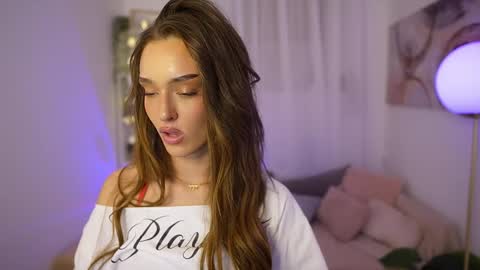 Clara smile online show from November 23, 8:07 pm