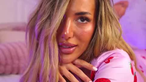 ClaraHazel online show from October 11, 5:01 am