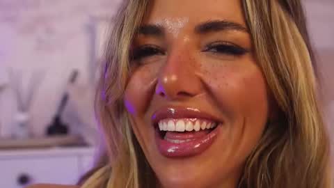 ClaraHazel online show from September 19, 5:22 am