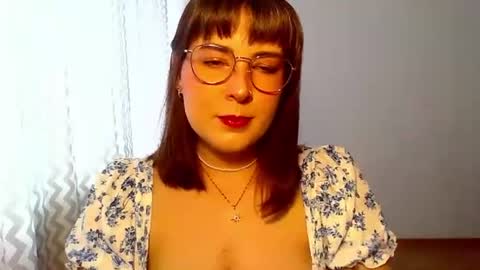 Clara online show from July 22, 9:11 am
