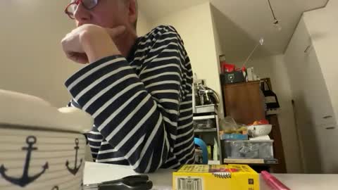 claramigger online show from March 23, 6:13 pm