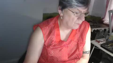 clare nylons online show from March 6, 12:48 pm