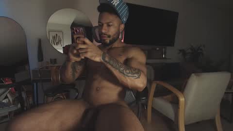 clark_strong online show from March 27, 11:44 am