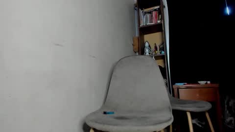 clark_tommy11 online show from January 23, 5:42 pm