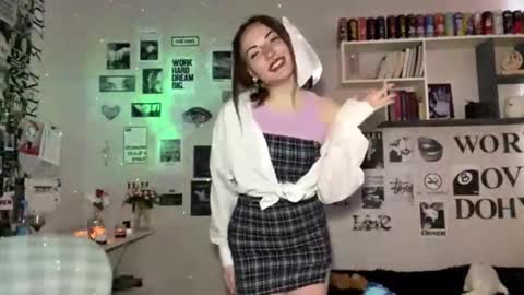 claudetteburow online show from March 7, 9:42 am