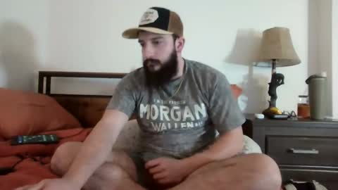 Clay Callahan online show from May 3, 1:33 am