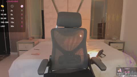 Cleo Adams online show from September 29, 5:17 am