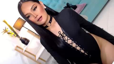 Cleo online show from November 1, 11:04 pm