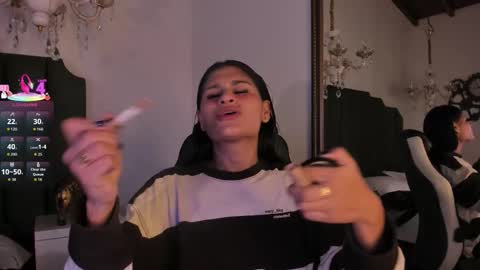 Cleopatra online show from January 12, 8:05 pm