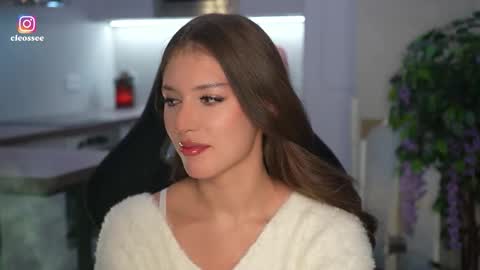 Cleo online show from February 19, 7:07 am