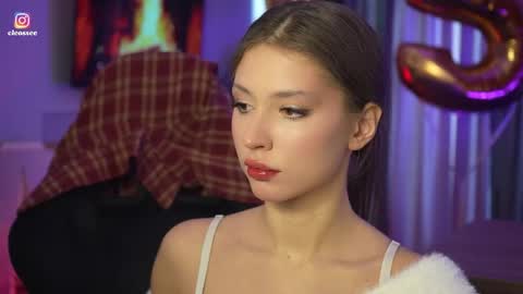 Cleo online show from March 27, 7:14 am