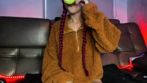 cleo y maikol online show from June 15, 1:03 pm
