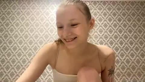 Cleo online show from January 13, 6:59 pm