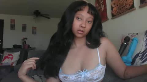 High Queen Clio online show from March 10, 11:16 pm