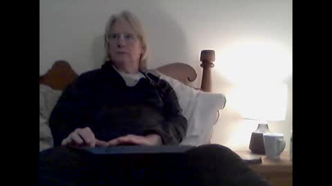 clitboy658752 online show from March 17, 6:24 pm