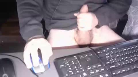 clluch95 online show from November 10, 11:35 am