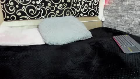 Snapshot of cloe66 chatting on February 12, 12:48 am cloe66 online show from February 12, 12:48 am