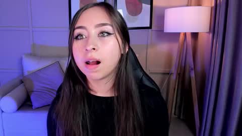 Cloe  online show from November 13, 10:23 pm