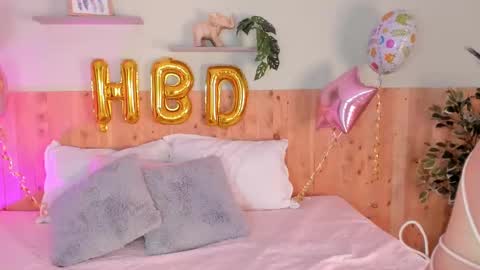 Chloe Smith online show from November 15, 12:40 pm