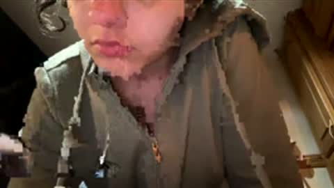 cloudybxtch69 online show from May 4, 8:43 am