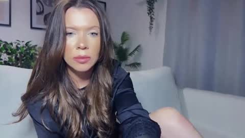 Hellen online show from February 8, 11:24 pm