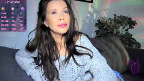 Hellen online show from December 9, 11:24 pm