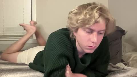 Clyde Austin online show from November 10, 4:04 am