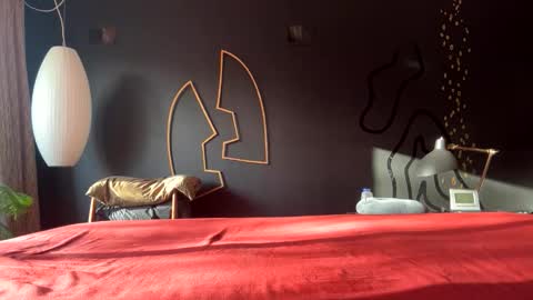 clydeninethousand online show from November 22, 8:07 pm