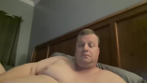Snapshot of cmachen chatting on February 26, 2:08 am cmachen online show from February 26, 2:08 am