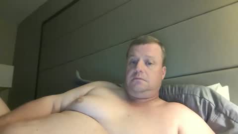 Snapshot of cmachen chatting on October 16, 1:38 am cmachen online show from October 16, 1:38 am