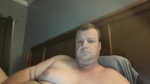 Snapshot of cmachen chatting on October 24, 10:43 pm cmachen online show from October 24, 10:43 pm